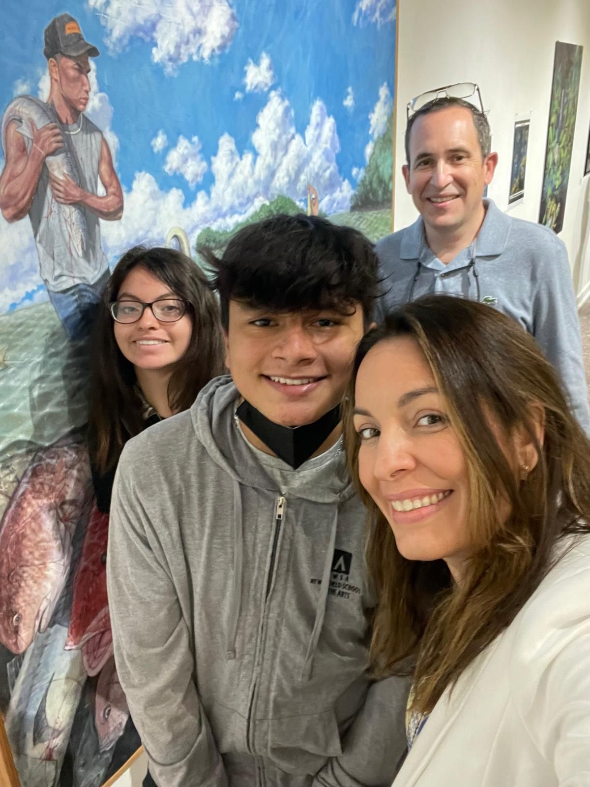 kidsave-santiago-duran-family-at-event