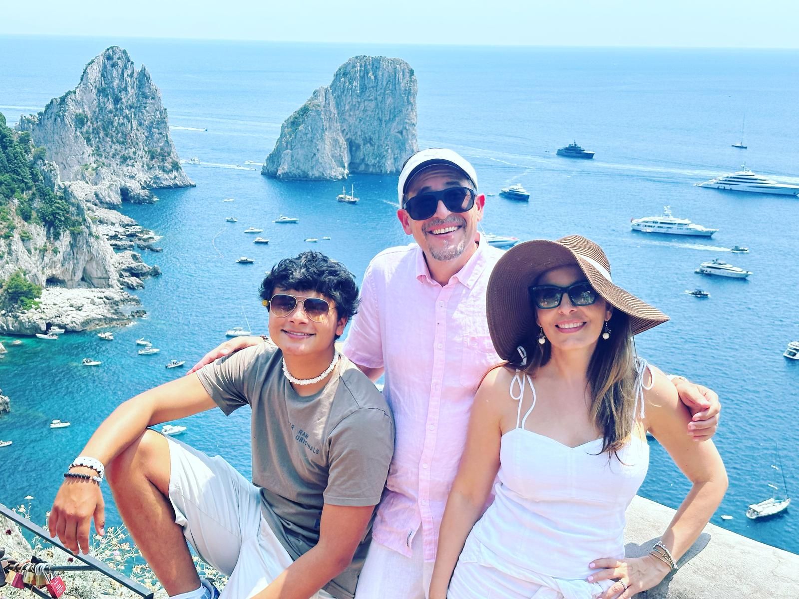 kidsave-santiago-duran-family-on-vacation