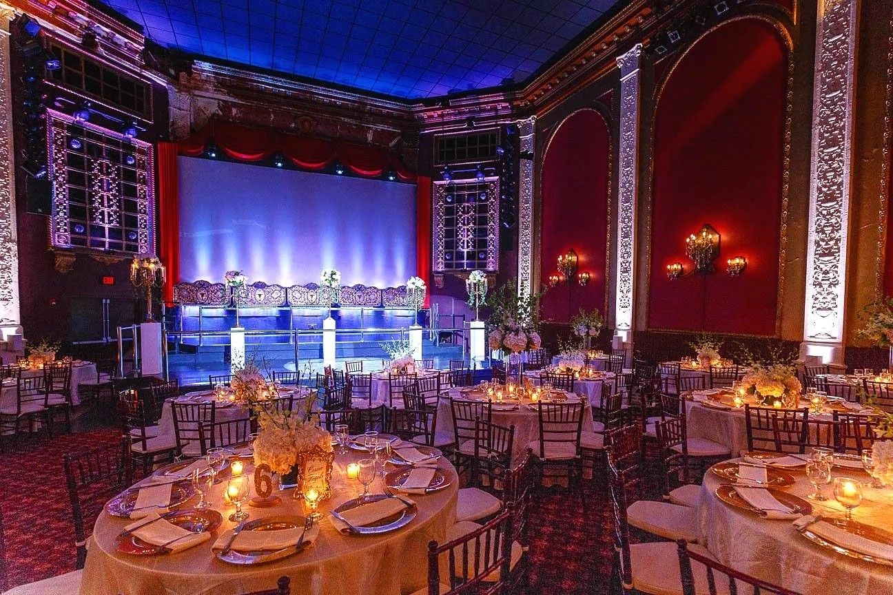 HOU majestic-metro-interior